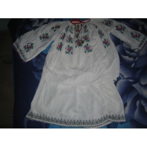 Costum Popular din Periaoda Interbelica din Zona Horezu