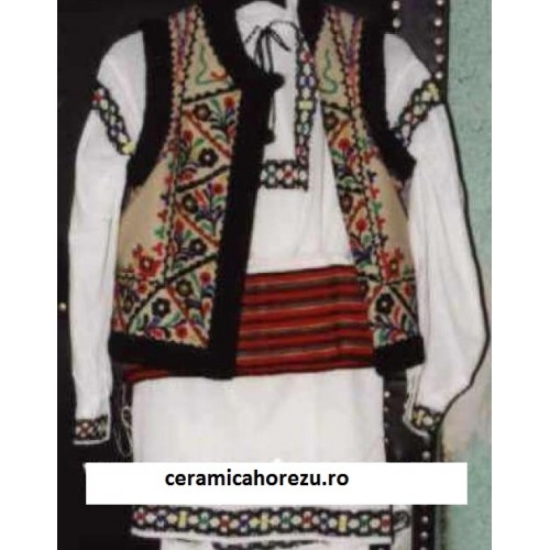 Costum Popular Barbatesc Moldova