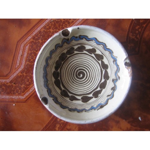 Scrumiera Traditionala